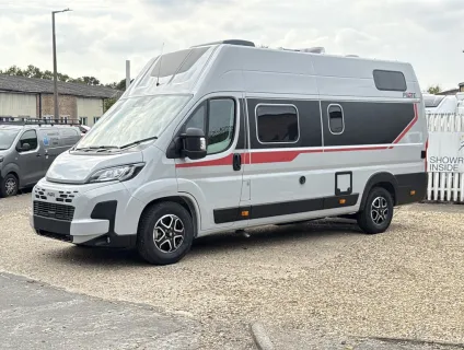 Pilote  Van V633M 