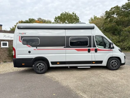 Pilote  Van V633M 