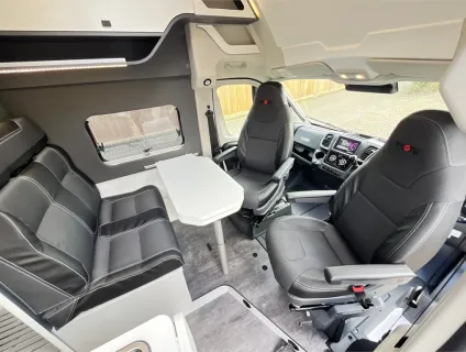 Pilote  Van V633M 