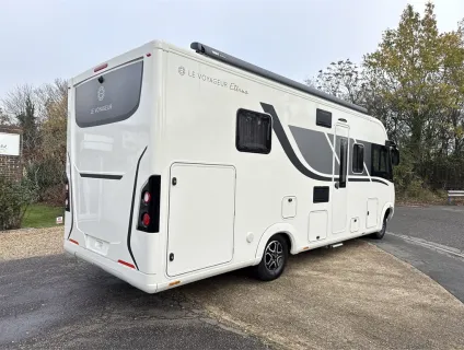 Le Voyageur  ETERNA LV 7.5 CF 
