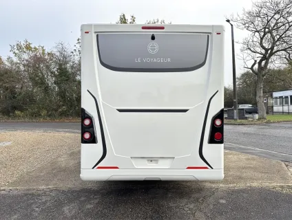 Le Voyageur  ETERNA LV 7.5 CF 
