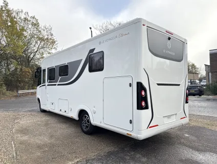 Le Voyageur  ETERNA LV 7.5 CF 