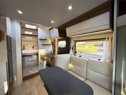 Pilote  P746 FC Expression 2024