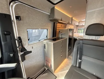 Hymer  Grand Canyon S 700 