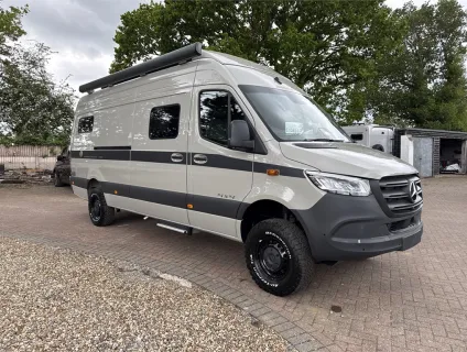 Hymer  Grand Canyon S 700 