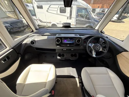 Hymer  B-ML I 790 BlackLine 