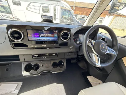 Hymer  B-ML I 790 BlackLine 