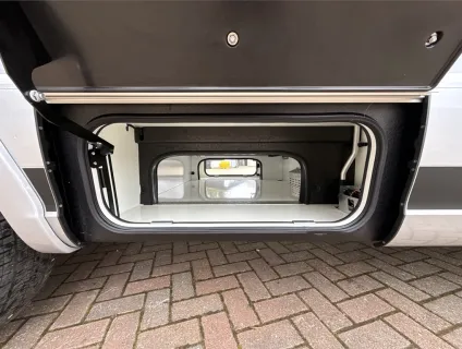 Hymer  B-ML T 780 BlackLine 