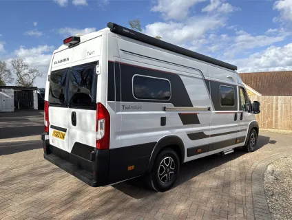 Adria  Twin Sports 640 SGX 2023