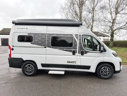 Sunlight  Cliff 540 Vanlife 