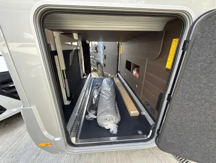 Adria  SONIC SUPREME 700 DC 