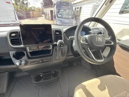 Adria  SONIC SUPREME 700 DC 