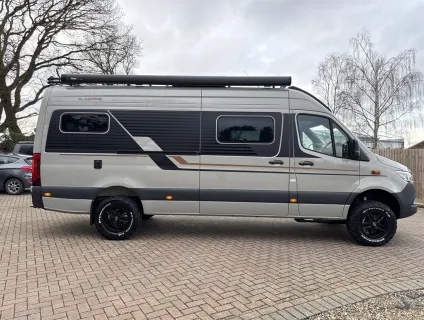 Adria  SUPERTWIN 700 SGX 