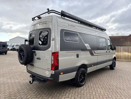 Adria  SUPERTWIN 700 SGX 