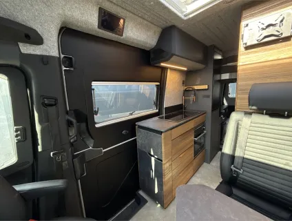 Adria  SUPERTWIN 700 SGX 