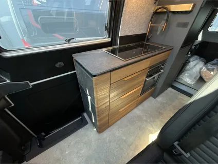 Adria  SUPERTWIN 700 SGX 