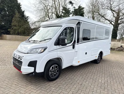 Dethleffs  Globebus Camp T4 