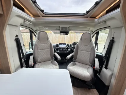 Dethleffs  Globebus Camp T4 