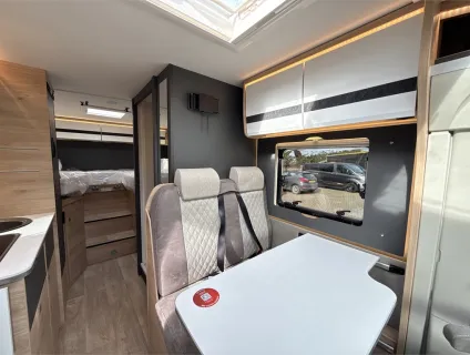 Dethleffs  Globebus Camp T4 