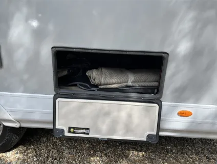 Auto-Sleepers  Corinium FB 2021