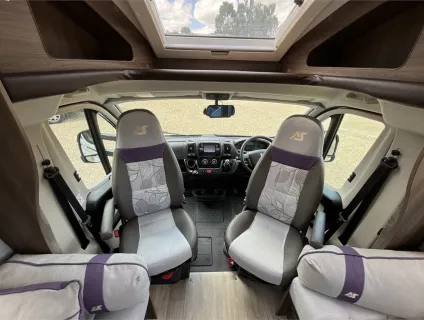 Auto-Sleepers  Corinium FB 2021