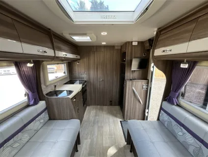 Auto-Sleepers  Corinium FB 2021
