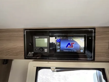 Auto-Sleepers  Corinium FB 2021