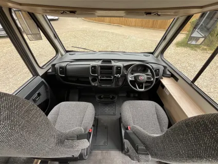 Dethleffs  Globebus I6 