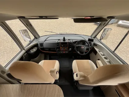 Burstner  Viseo i690 2014