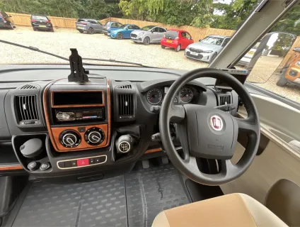 Burstner  Viseo i690 2014