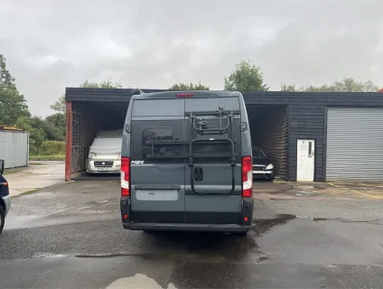 Pilote  Van Premium V630LG 