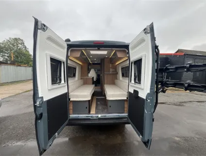 Pilote  Van Premium V630LG 
