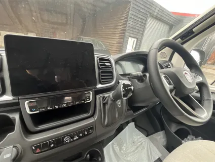 Pilote  Van Premium V630LG 