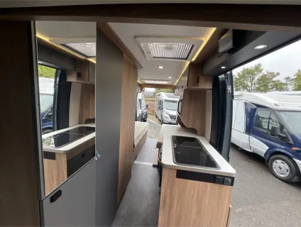 Pilote  Van Premium V630LG 