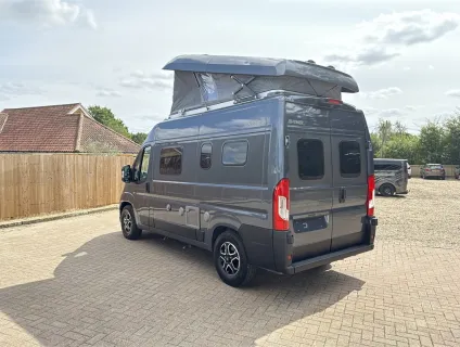 Hymer  Campervan Ayers Rock 