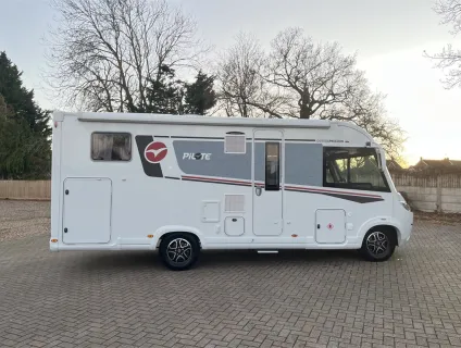 Pilote  G690GJ 2024