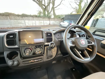 Pilote  G690GJ 2024
