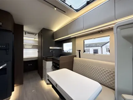 Adria  Coral Supreme 670 DC 2021