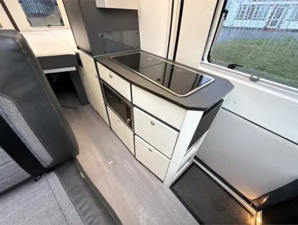 Adria  Twin Supreme 600 SPB 2024