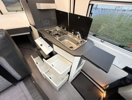 Adria  Twin Supreme 600 SPB 2024
