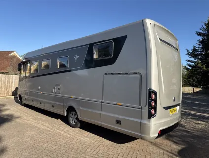 Niesmann+Bischoff  Flair 920 LF 2017
