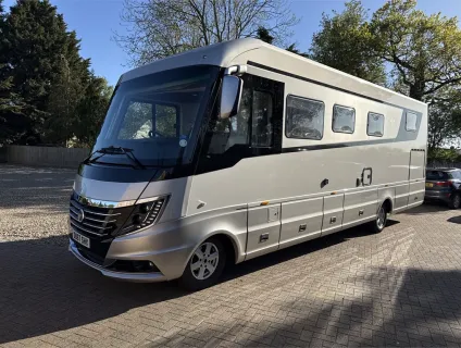 Niesmann+Bischoff  Flair 920 LF 2017