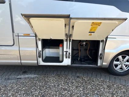 Niesmann+Bischoff  Flair 920 LF 2017