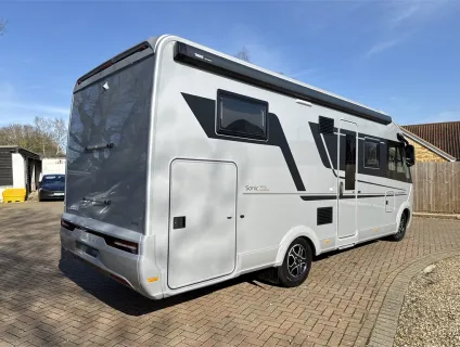 Adria  SONIC SUPREME 700 DL 