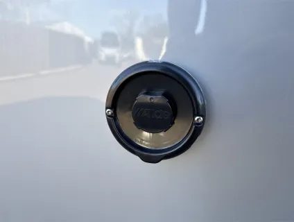 Adria  SONIC SUPREME 700 DL 