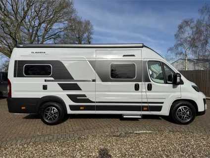 Adria  TWIN SUPREME 640 SLB 