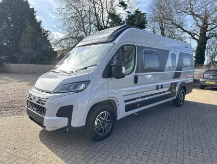 Adria  TWIN SUPREME 640 SLB 