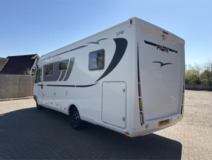 Pilote  G740C Emotion 2017