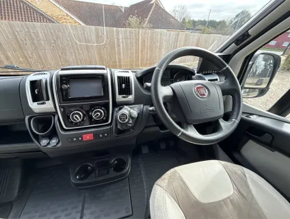 Pilote  P746 C Sensation 2018