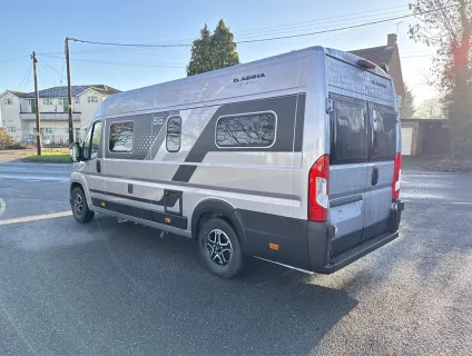 Adria  Twin 640 SGX 60 Y 